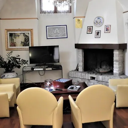 Ξενοδοχείο Deco 4*