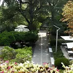 Deco Hotel 4*