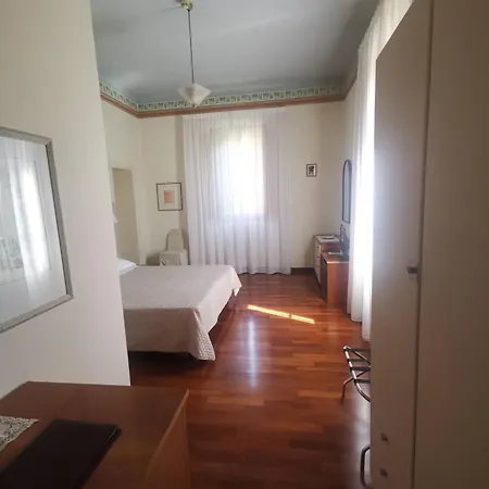 Deco מלון פרוג'ה