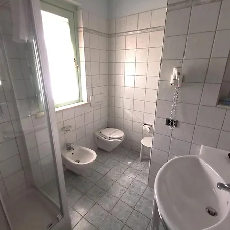 Отель Deco
