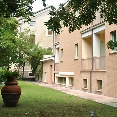 Deco 4* פרוג'ה