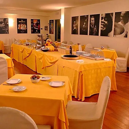 Deco Отель 4*